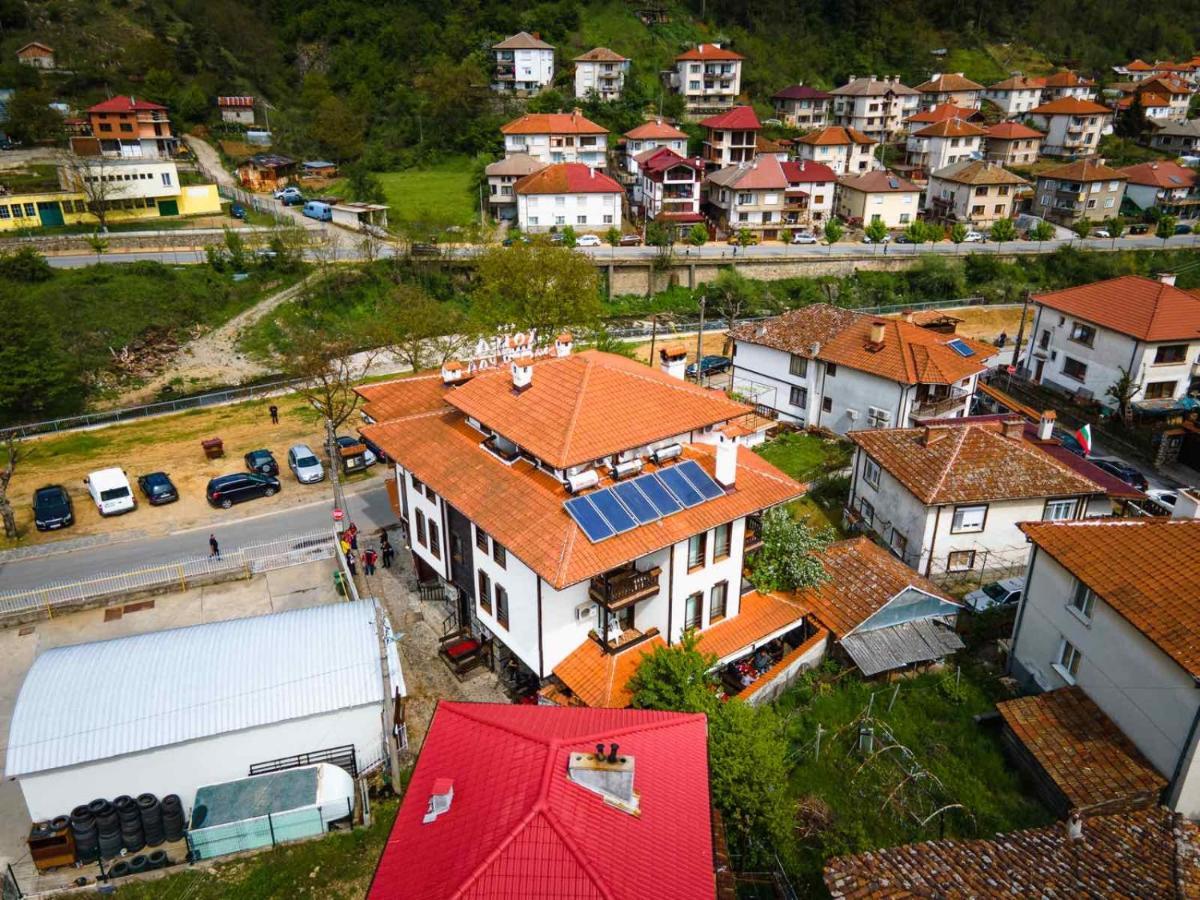 Семеен Хотел Златоград Dış mekan fotoğraf